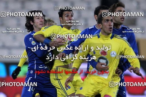 965836, Tehran, [*parameter:4*], لیگ برتر فوتبال ایران، Persian Gulf Cup، Week 17، First Leg، Naft Tehran 0 v 2 Esteghlal on 2011/12/17 at Azadi Stadium