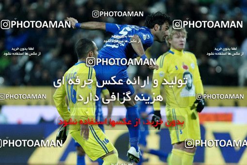 965973, Tehran, [*parameter:4*], لیگ برتر فوتبال ایران، Persian Gulf Cup، Week 17، First Leg، Naft Tehran 0 v 2 Esteghlal on 2011/12/17 at Azadi Stadium