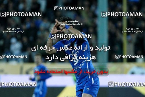 966001, Tehran, [*parameter:4*], لیگ برتر فوتبال ایران، Persian Gulf Cup، Week 17، First Leg، Naft Tehran 0 v 2 Esteghlal on 2011/12/17 at Azadi Stadium