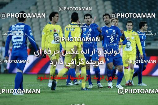 965919, Tehran, [*parameter:4*], لیگ برتر فوتبال ایران، Persian Gulf Cup، Week 17، First Leg، Naft Tehran 0 v 2 Esteghlal on 2011/12/17 at Azadi Stadium