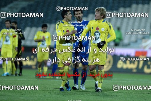 965985, Tehran, [*parameter:4*], لیگ برتر فوتبال ایران، Persian Gulf Cup، Week 17، First Leg، Naft Tehran 0 v 2 Esteghlal on 2011/12/17 at Azadi Stadium
