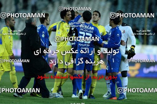 965951, Tehran, [*parameter:4*], لیگ برتر فوتبال ایران، Persian Gulf Cup، Week 17، First Leg، Naft Tehran 0 v 2 Esteghlal on 2011/12/17 at Azadi Stadium