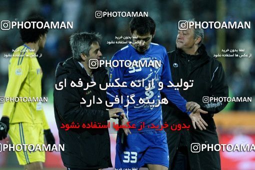 965949, Tehran, [*parameter:4*], لیگ برتر فوتبال ایران، Persian Gulf Cup، Week 17، First Leg، Naft Tehran 0 v 2 Esteghlal on 2011/12/17 at Azadi Stadium