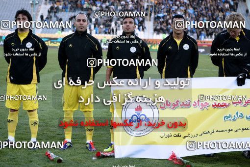 965842, Tehran, [*parameter:4*], لیگ برتر فوتبال ایران، Persian Gulf Cup، Week 17، First Leg، Naft Tehran 0 v 2 Esteghlal on 2011/12/17 at Azadi Stadium