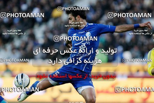965883, Tehran, [*parameter:4*], لیگ برتر فوتبال ایران، Persian Gulf Cup، Week 17، First Leg، Naft Tehran 0 v 2 Esteghlal on 2011/12/17 at Azadi Stadium