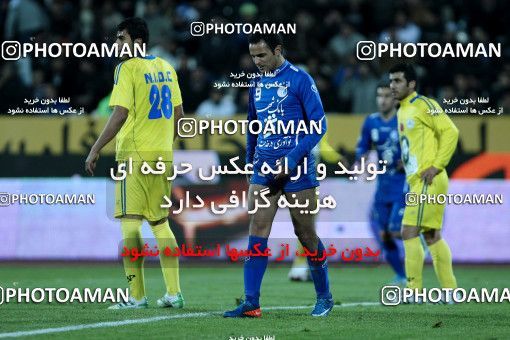 965995, Tehran, [*parameter:4*], لیگ برتر فوتبال ایران، Persian Gulf Cup، Week 17، First Leg، Naft Tehran 0 v 2 Esteghlal on 2011/12/17 at Azadi Stadium