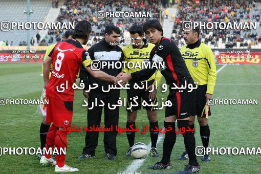 1049776, Tehran, [*parameter:4*], لیگ برتر فوتبال ایران، Persian Gulf Cup، Week 17، First Leg، Persepolis 1 v 1 Foulad Khouzestan on 2011/12/19 at Azadi Stadium