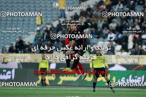 1049783, Tehran, [*parameter:4*], لیگ برتر فوتبال ایران، Persian Gulf Cup، Week 17، First Leg، Persepolis 1 v 1 Foulad Khouzestan on 2011/12/19 at Azadi Stadium