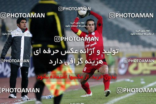 967588, Tehran, [*parameter:4*], لیگ برتر فوتبال ایران، Persian Gulf Cup، Week 25، Second Leg، Persepolis 2 v 3 Fajr-e Sepasi Shiraz on 2012/02/07 at Azadi Stadium