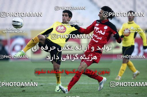 967689, Tehran, [*parameter:4*], لیگ برتر فوتبال ایران، Persian Gulf Cup، Week 25، Second Leg، Persepolis 2 v 3 Fajr-e Sepasi Shiraz on 2012/02/07 at Azadi Stadium