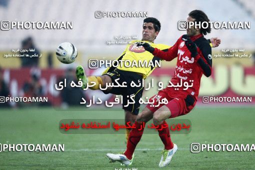 967768, Tehran, [*parameter:4*], لیگ برتر فوتبال ایران، Persian Gulf Cup، Week 25، Second Leg، Persepolis 2 v 3 Fajr-e Sepasi Shiraz on 2012/02/07 at Azadi Stadium