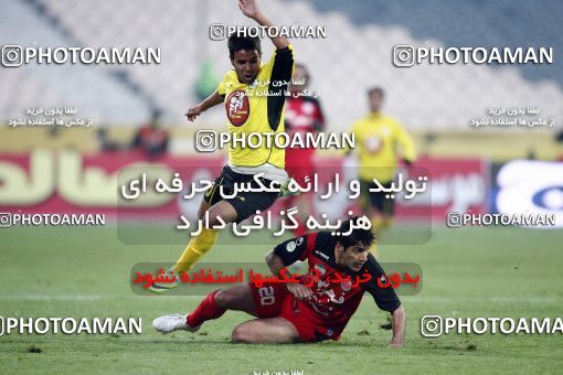 967647, Tehran, [*parameter:4*], لیگ برتر فوتبال ایران، Persian Gulf Cup، Week 25، Second Leg، Persepolis 2 v 3 Fajr-e Sepasi Shiraz on 2012/02/07 at Azadi Stadium