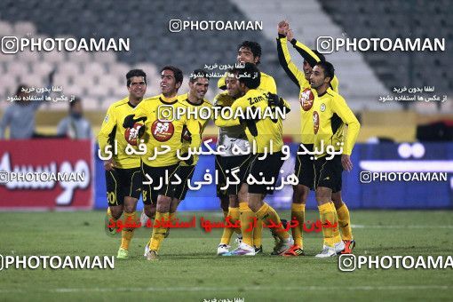 967671, Tehran, [*parameter:4*], لیگ برتر فوتبال ایران، Persian Gulf Cup، Week 25، Second Leg، Persepolis 2 v 3 Fajr-e Sepasi Shiraz on 2012/02/07 at Azadi Stadium