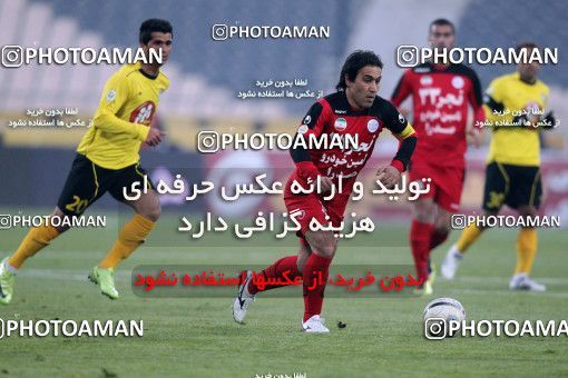 967879, Tehran, [*parameter:4*], لیگ برتر فوتبال ایران، Persian Gulf Cup، Week 25، Second Leg، Persepolis 2 v 3 Fajr-e Sepasi Shiraz on 2012/02/07 at Azadi Stadium
