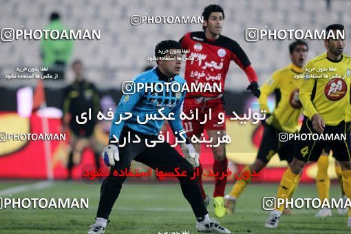 967806, Tehran, [*parameter:4*], لیگ برتر فوتبال ایران، Persian Gulf Cup، Week 25، Second Leg، Persepolis 2 v 3 Fajr-e Sepasi Shiraz on 2012/02/07 at Azadi Stadium