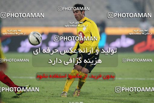 967964, Tehran, [*parameter:4*], لیگ برتر فوتبال ایران، Persian Gulf Cup، Week 25، Second Leg، Persepolis 2 v 3 Fajr-e Sepasi Shiraz on 2012/02/07 at Azadi Stadium