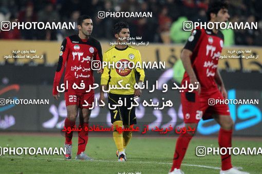 967878, Tehran, [*parameter:4*], لیگ برتر فوتبال ایران، Persian Gulf Cup، Week 25، Second Leg، Persepolis 2 v 3 Fajr-e Sepasi Shiraz on 2012/02/07 at Azadi Stadium