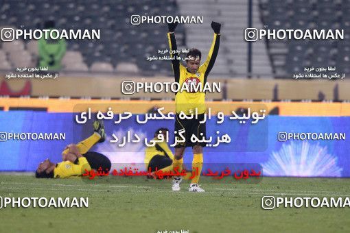 967885, Tehran, [*parameter:4*], لیگ برتر فوتبال ایران، Persian Gulf Cup، Week 25، Second Leg، Persepolis 2 v 3 Fajr-e Sepasi Shiraz on 2012/02/07 at Azadi Stadium