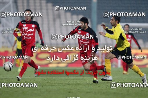 967975, Tehran, [*parameter:4*], لیگ برتر فوتبال ایران، Persian Gulf Cup، Week 25، Second Leg، Persepolis 2 v 3 Fajr-e Sepasi Shiraz on 2012/02/07 at Azadi Stadium