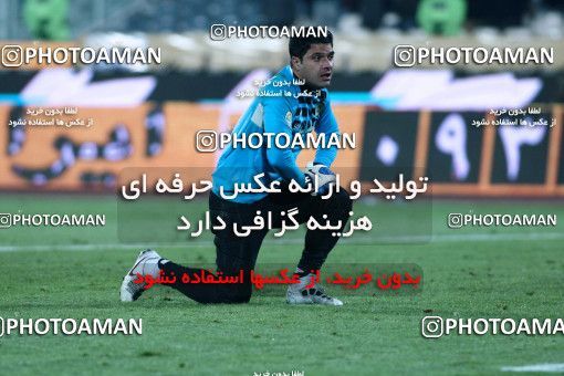 968116, Tehran, [*parameter:4*], لیگ برتر فوتبال ایران، Persian Gulf Cup، Week 25، Second Leg، Persepolis 2 v 3 Fajr-e Sepasi Shiraz on 2012/02/07 at Azadi Stadium