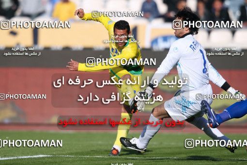 969335, Tehran, [*parameter:4*], لیگ برتر فوتبال ایران، Persian Gulf Cup، Week 27، Second Leg، Rah Ahan 2 v 2 Esteghlal on 2012/03/10 at Azadi Stadium