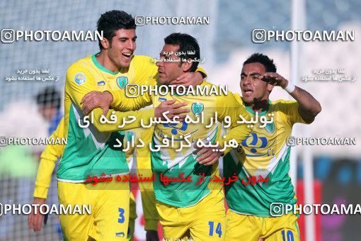 969177, Tehran, [*parameter:4*], لیگ برتر فوتبال ایران، Persian Gulf Cup، Week 27، Second Leg، Rah Ahan 2 v 2 Esteghlal on 2012/03/10 at Azadi Stadium
