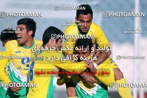 969218, Tehran, [*parameter:4*], لیگ برتر فوتبال ایران، Persian Gulf Cup، Week 27، Second Leg، Rah Ahan 2 v 2 Esteghlal on 2012/03/10 at Azadi Stadium