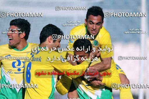 969166, Tehran, [*parameter:4*], لیگ برتر فوتبال ایران، Persian Gulf Cup، Week 27، Second Leg، Rah Ahan 2 v 2 Esteghlal on 2012/03/10 at Azadi Stadium
