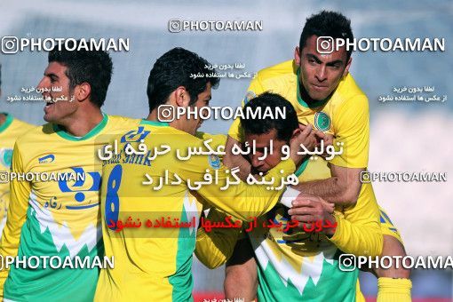 969319, Tehran, [*parameter:4*], لیگ برتر فوتبال ایران، Persian Gulf Cup، Week 27، Second Leg، Rah Ahan 2 v 2 Esteghlal on 2012/03/10 at Azadi Stadium