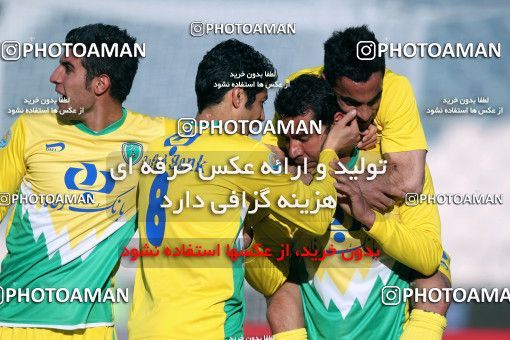 969356, Tehran, [*parameter:4*], لیگ برتر فوتبال ایران، Persian Gulf Cup، Week 27، Second Leg، Rah Ahan 2 v 2 Esteghlal on 2012/03/10 at Azadi Stadium