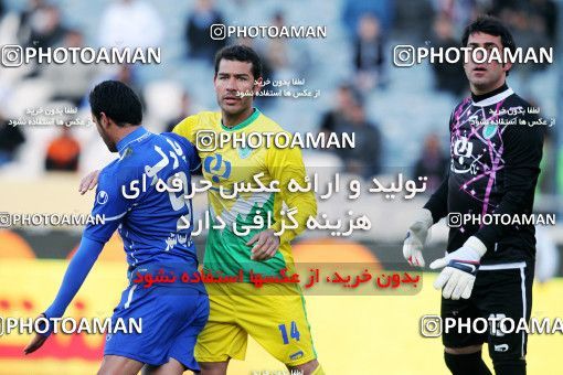 969326, Tehran, [*parameter:4*], لیگ برتر فوتبال ایران، Persian Gulf Cup، Week 27، Second Leg، Rah Ahan 2 v 2 Esteghlal on 2012/03/10 at Azadi Stadium