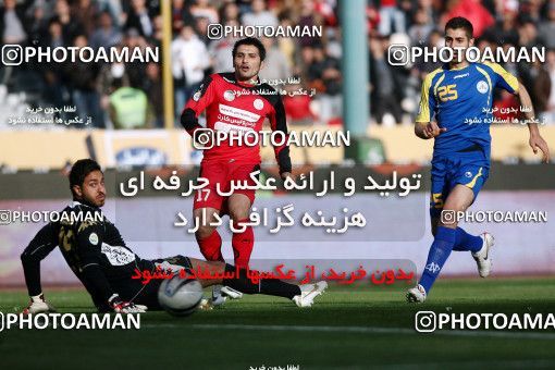 969713, Tehran, [*parameter:4*], لیگ برتر فوتبال ایران، Persian Gulf Cup، Week 28، Second Leg، Naft Tehran 0 v 3 Persepolis on 2012/03/16 at Azadi Stadium
