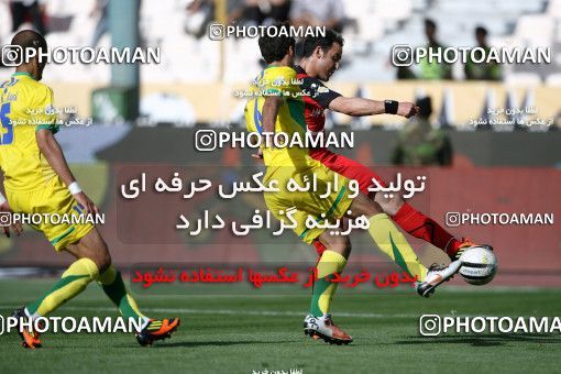 976711, Tehran, [*parameter:4*], لیگ برتر فوتبال ایران، Persian Gulf Cup، Week 33، Second Leg، Persepolis 3 v 4 Rah Ahan on 2012/05/06 at Azadi Stadium