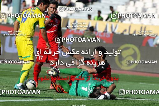 976764, Tehran, [*parameter:4*], لیگ برتر فوتبال ایران، Persian Gulf Cup، Week 33، Second Leg، Persepolis 3 v 4 Rah Ahan on 2012/05/06 at Azadi Stadium