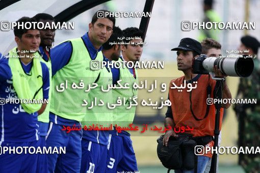 977299, Tehran, [*parameter:4*], لیگ برتر فوتبال ایران، Persian Gulf Cup، Week 34، Second Leg، Esteghlal 3 v 0 Naft Tehran on 2012/05/11 at Azadi Stadium