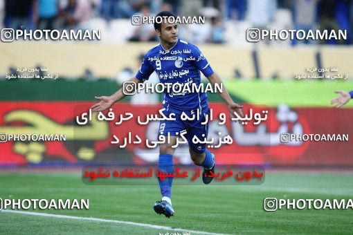 977247, Tehran, [*parameter:4*], لیگ برتر فوتبال ایران، Persian Gulf Cup، Week 34، Second Leg، Esteghlal 3 v 0 Naft Tehran on 2012/05/11 at Azadi Stadium