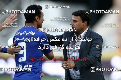 977263, Tehran, [*parameter:4*], لیگ برتر فوتبال ایران، Persian Gulf Cup، Week 34، Second Leg، Esteghlal 3 v 0 Naft Tehran on 2012/05/11 at Azadi Stadium
