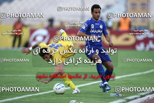 977223, Tehran, [*parameter:4*], لیگ برتر فوتبال ایران، Persian Gulf Cup، Week 34، Second Leg، Esteghlal 3 v 0 Naft Tehran on 2012/05/11 at Azadi Stadium