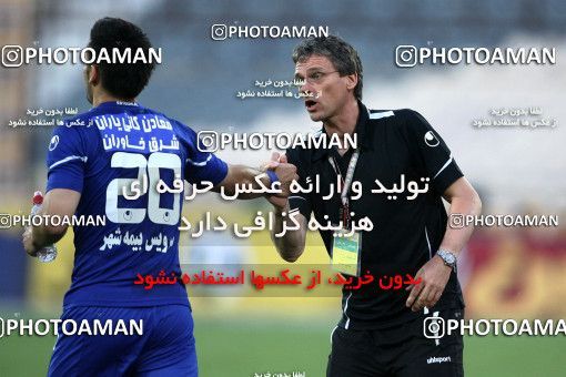 977242, Tehran, [*parameter:4*], لیگ برتر فوتبال ایران، Persian Gulf Cup، Week 34، Second Leg، Esteghlal 3 v 0 Naft Tehran on 2012/05/11 at Azadi Stadium