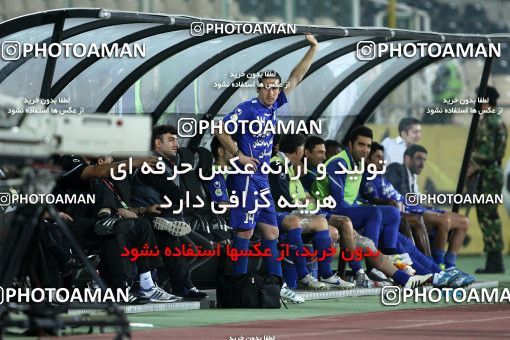 977254, Tehran, [*parameter:4*], لیگ برتر فوتبال ایران، Persian Gulf Cup، Week 34، Second Leg، Esteghlal 3 v 0 Naft Tehran on 2012/05/11 at Azadi Stadium