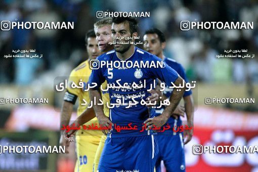 977230, Tehran, [*parameter:4*], لیگ برتر فوتبال ایران، Persian Gulf Cup، Week 34، Second Leg، Esteghlal 3 v 0 Naft Tehran on 2012/05/11 at Azadi Stadium