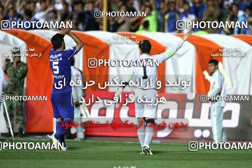 977278, Tehran, [*parameter:4*], لیگ برتر فوتبال ایران، Persian Gulf Cup، Week 34، Second Leg، Esteghlal 3 v 0 Naft Tehran on 2012/05/11 at Azadi Stadium