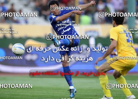 977516, Tehran, [*parameter:4*], لیگ برتر فوتبال ایران، Persian Gulf Cup، Week 34، Second Leg، Esteghlal 3 v 0 Naft Tehran on 2012/05/11 at Azadi Stadium