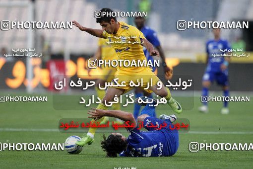 977435, Tehran, [*parameter:4*], لیگ برتر فوتبال ایران، Persian Gulf Cup، Week 34، Second Leg، Esteghlal 3 v 0 Naft Tehran on 2012/05/11 at Azadi Stadium