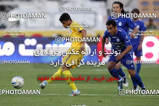 977348, Tehran, [*parameter:4*], لیگ برتر فوتبال ایران، Persian Gulf Cup، Week 34، Second Leg، Esteghlal 3 v 0 Naft Tehran on 2012/05/11 at Azadi Stadium