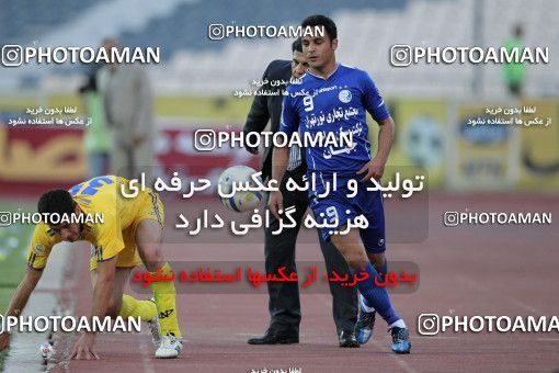 977323, Tehran, [*parameter:4*], لیگ برتر فوتبال ایران، Persian Gulf Cup، Week 34، Second Leg، Esteghlal 3 v 0 Naft Tehran on 2012/05/11 at Azadi Stadium
