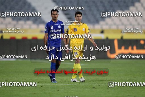 977378, Tehran, [*parameter:4*], لیگ برتر فوتبال ایران، Persian Gulf Cup، Week 34، Second Leg، Esteghlal 3 v 0 Naft Tehran on 2012/05/11 at Azadi Stadium