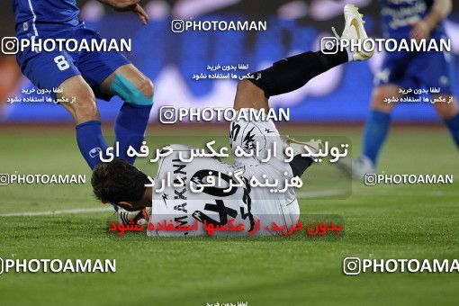 977325, Tehran, [*parameter:4*], لیگ برتر فوتبال ایران، Persian Gulf Cup، Week 34، Second Leg، Esteghlal 3 v 0 Naft Tehran on 2012/05/11 at Azadi Stadium