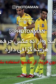 977324, Tehran, [*parameter:4*], لیگ برتر فوتبال ایران، Persian Gulf Cup، Week 34، Second Leg، Esteghlal 3 v 0 Naft Tehran on 2012/05/11 at Azadi Stadium