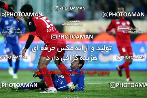 977820, Tehran, , Semi-Finals جام حذفی فوتبال ایران, , Esteghlal 1 v 0 Shahrdari Yasouj on 2011/12/30 at Azadi Stadium